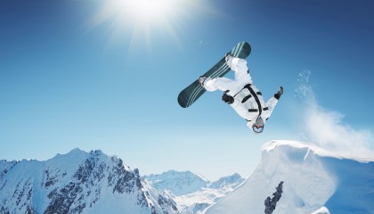 开云体育官方网站登陆-《电竞投诉与仲裁体系：维护公平公正的行业标准》，电竞法律纠纷